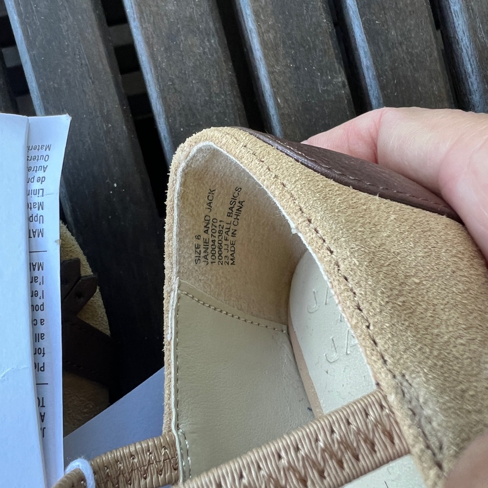 Janie and Jack Bridle Bit Tan Girls Dress Shoes. Size 6 New with Tags! - Picture 5 of 6